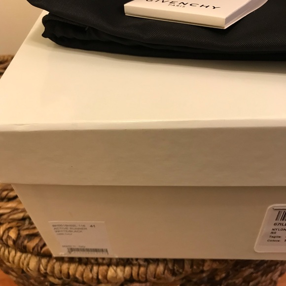 SOLD! NEW Givenchy Active Race Runner Sneakers - Picture 8 of 8